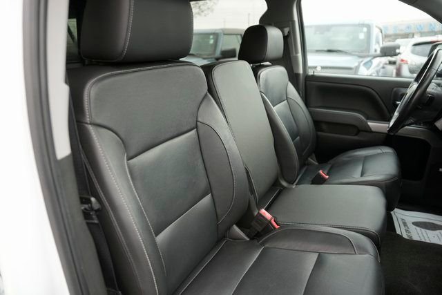 Used 2018 Chevrolet Silverado 1500 LT w/ Texas Edition image 19