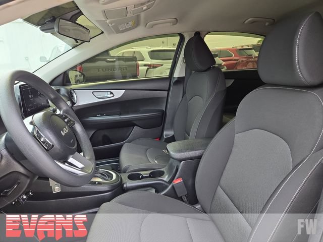 Used 2024 Kia Forte LXS FWD image 16