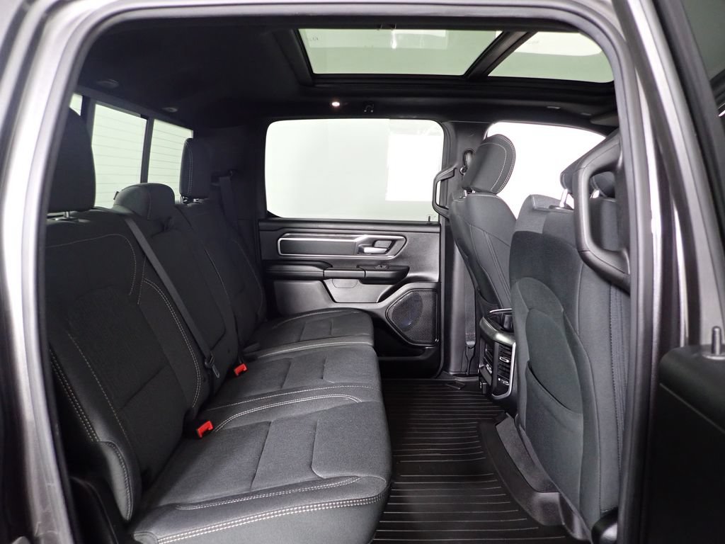 Used 2020 RAM 1500 Big Horn AWD/4WD image 34