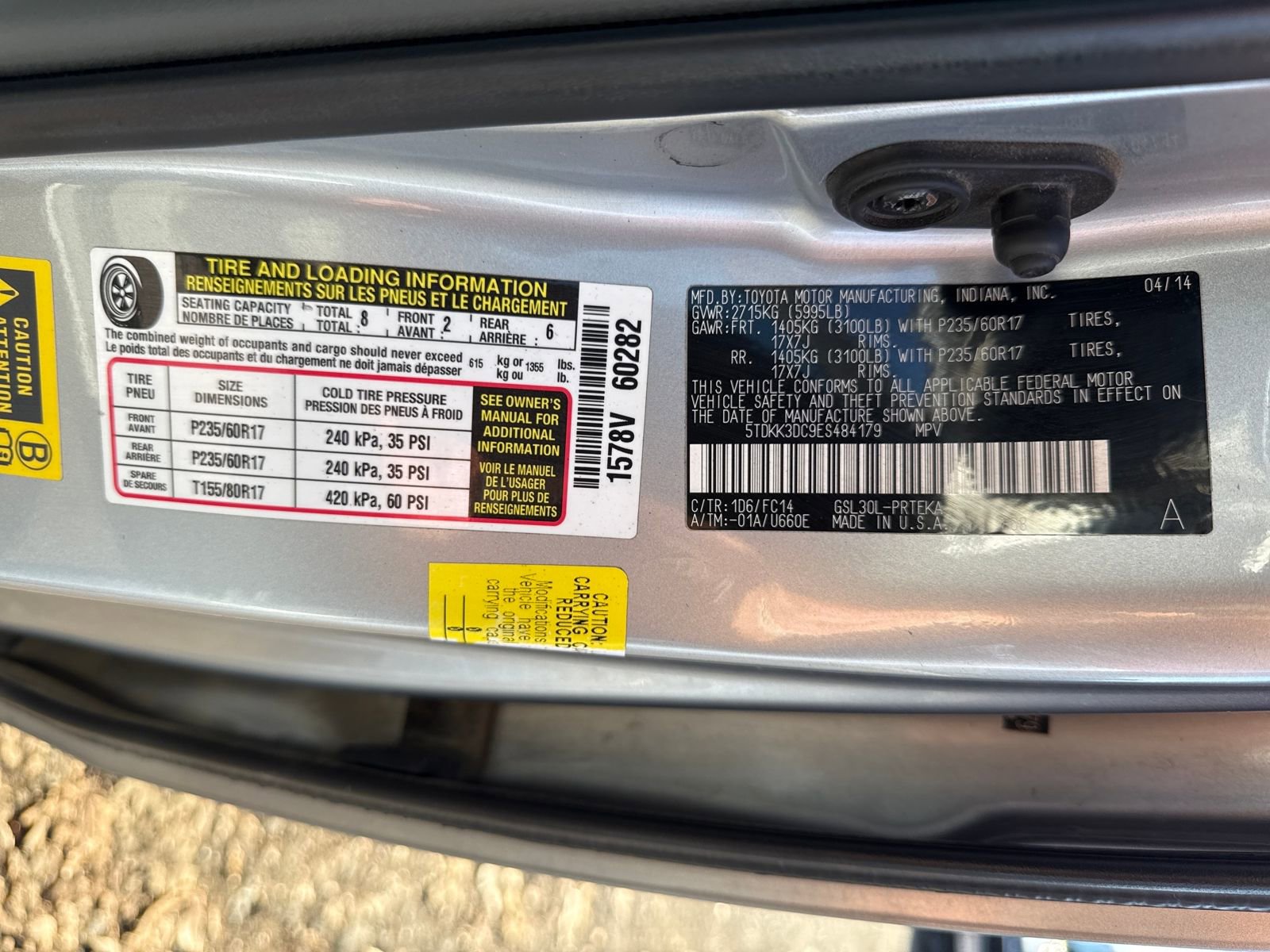 Used 2014 Toyota Sienna LE image 30