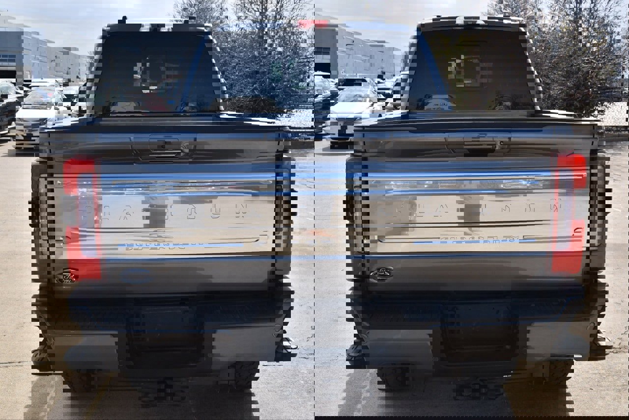 Certified 2024 Ford F250 Platinum w/ FX4 Off-Road Package image 7