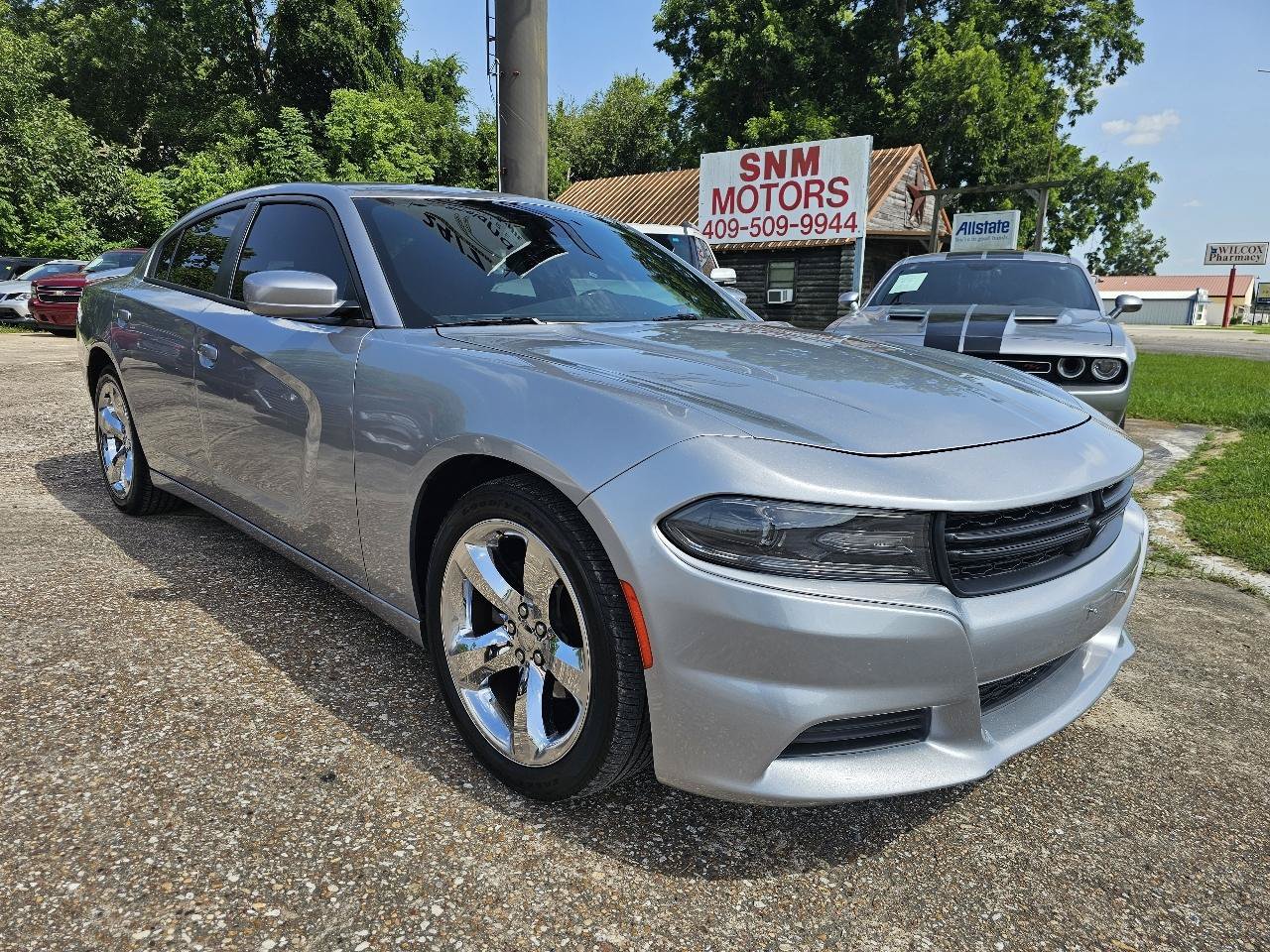 Used 2015 Dodge Charger SE w/ Popular Equipment Group RWD image 3