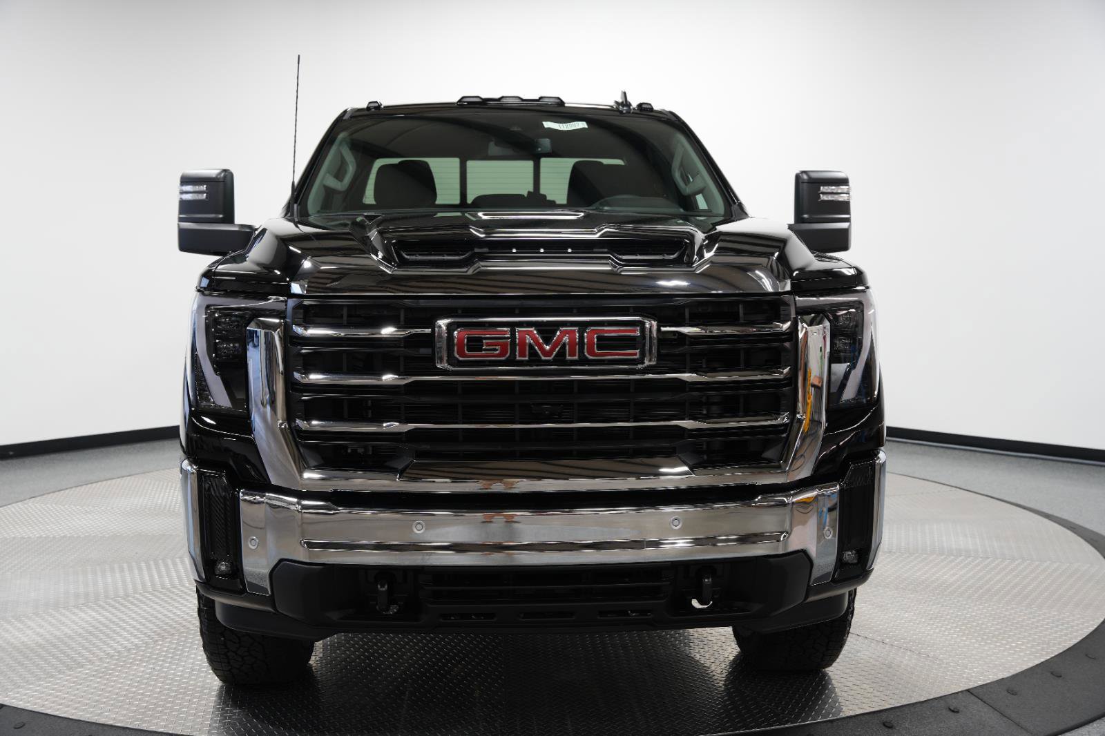 New 2025 GMC Sierra 2500 SLE w/ SLE Value Package; image 2