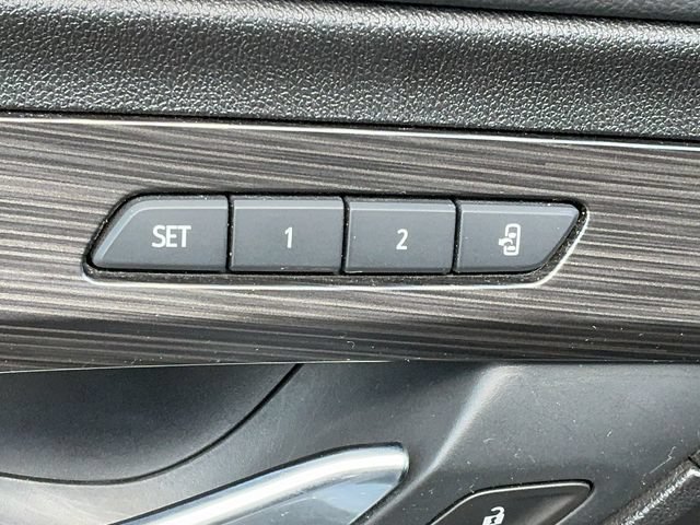 Used 2020 GMC Terrain SLT w/ Preferred Package FWD image 12