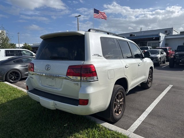 Used 2021 Toyota Land Cruiser image 7