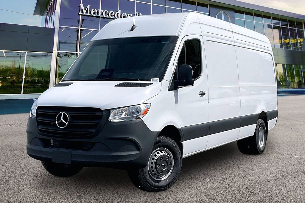 New 2026 Mercedes-Benz Sprinter 3500 image 2