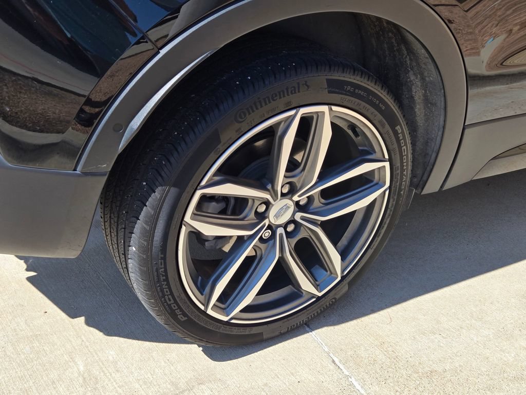 Used 2022 Cadillac XT4 Sport FWD image 17