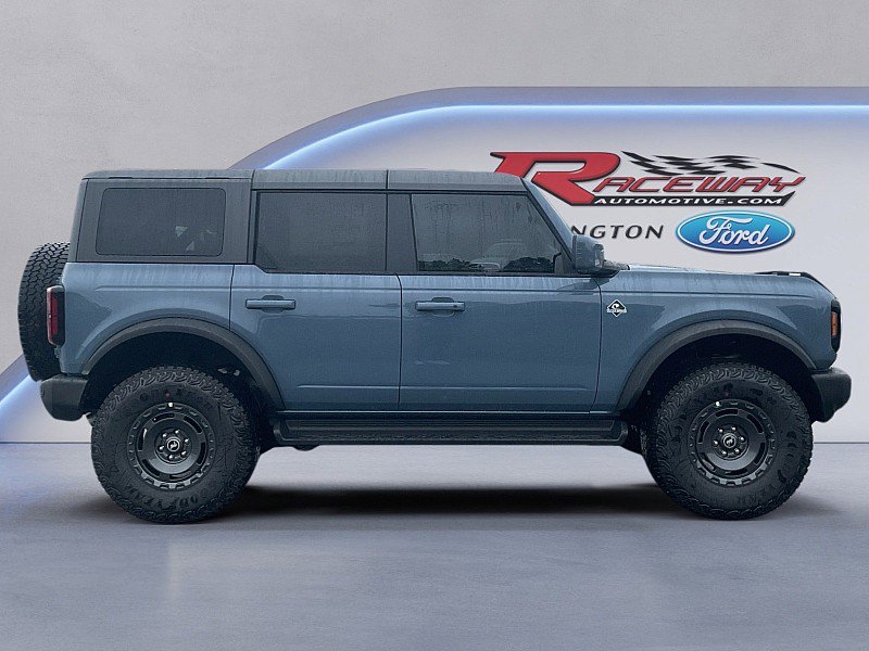 New 2025 Ford Bronco Outer Banks image 6