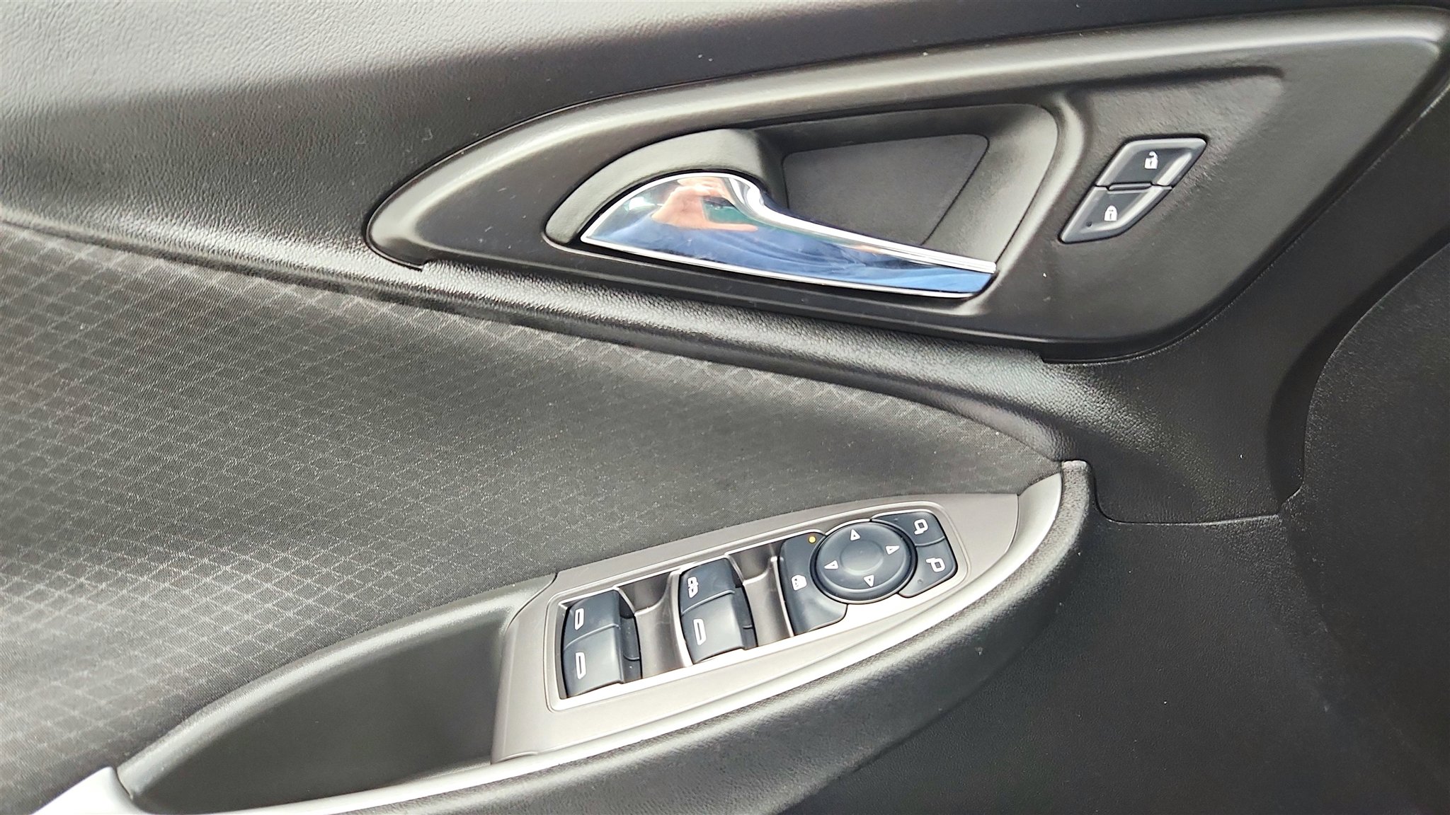 Used 2025 Chevrolet Malibu LT image 21