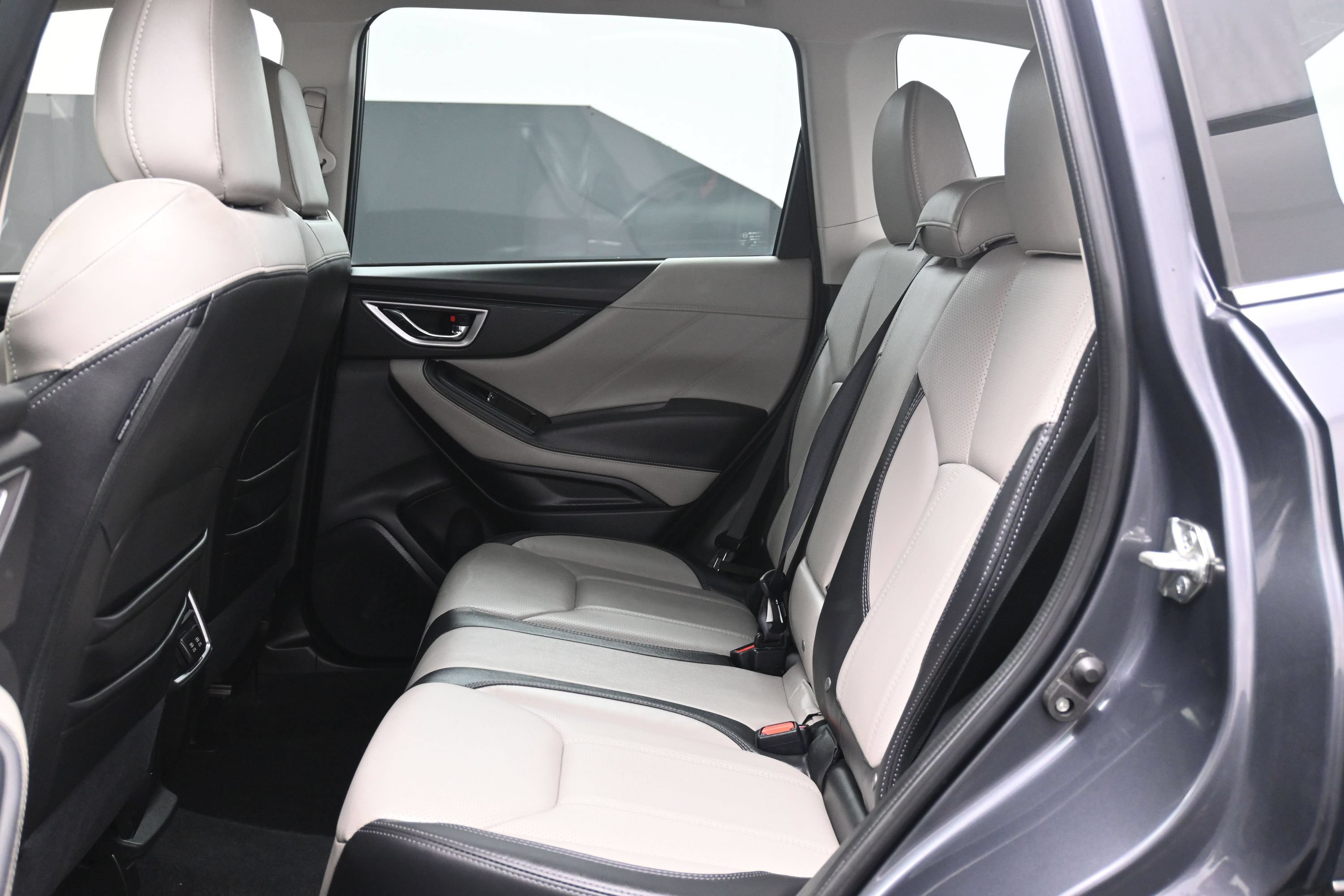 Used 2023 Subaru Forester Limited AWD/4WD image 16