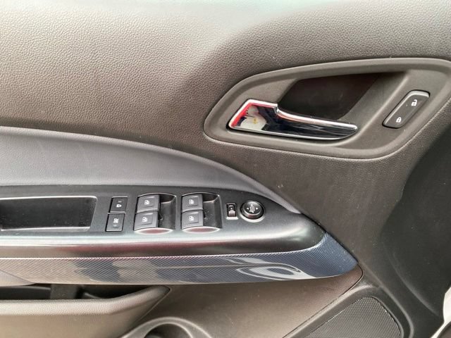 Used 2022 Chevrolet Colorado Z71 AWD/4WD image 17