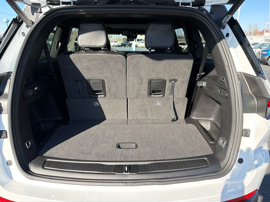 New 2025 Jeep Grand Cherokee L Altitude image 22