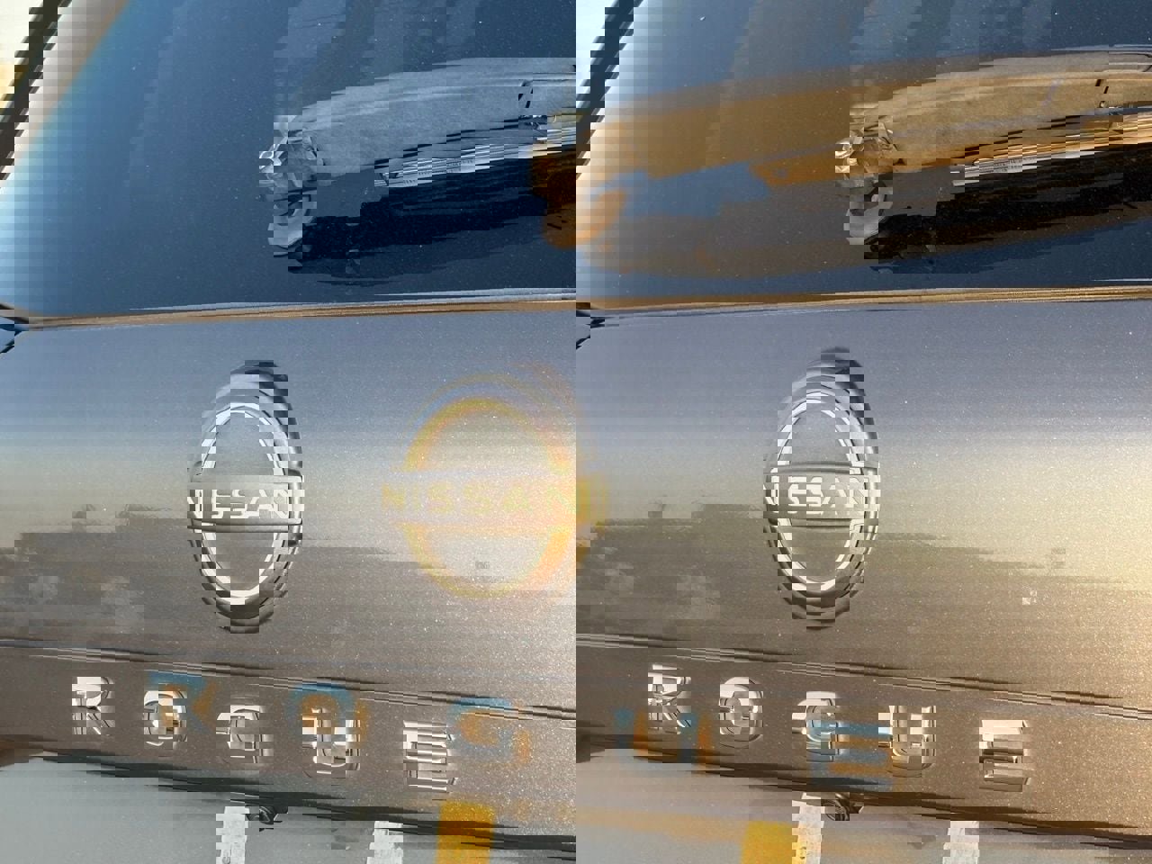 Certified 2022 Nissan Rogue SV image 8