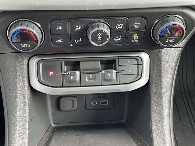 Used 2023 GMC Acadia SLT image 25