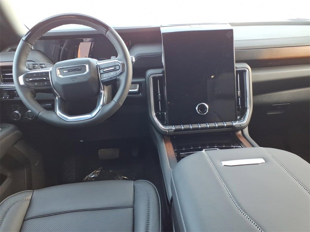 New 2026 GMC Yukon Denali w/ Denali Reserve Package image 8