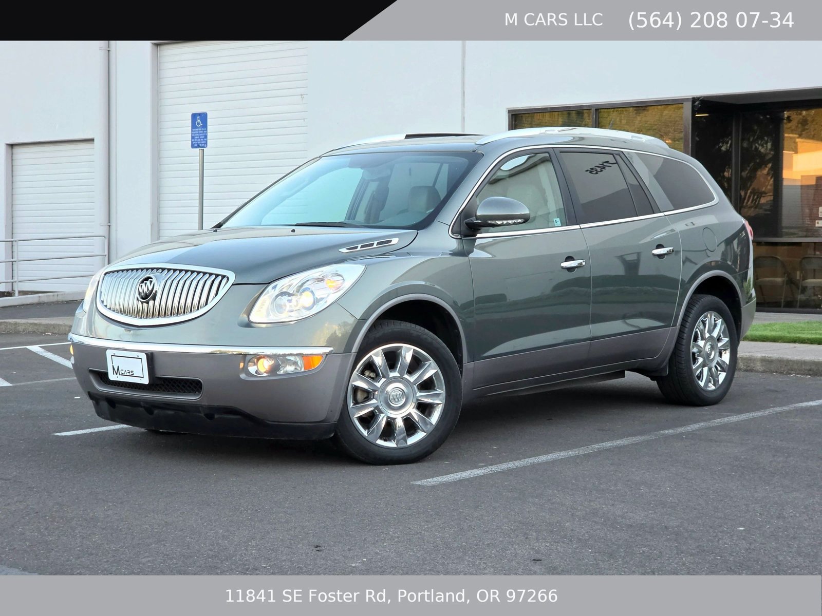 Used 2011 Buick Enclave CXL AWD/4WD image 2