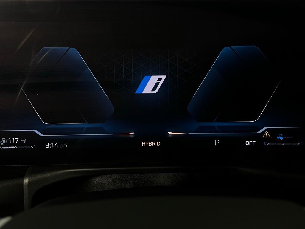 Used 2023 BMW 330e w/ Driving Assistance Package image 15