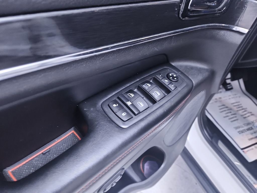 Used 2020 Jeep Grand Cherokee Trailhawk AWD/4WD image 13