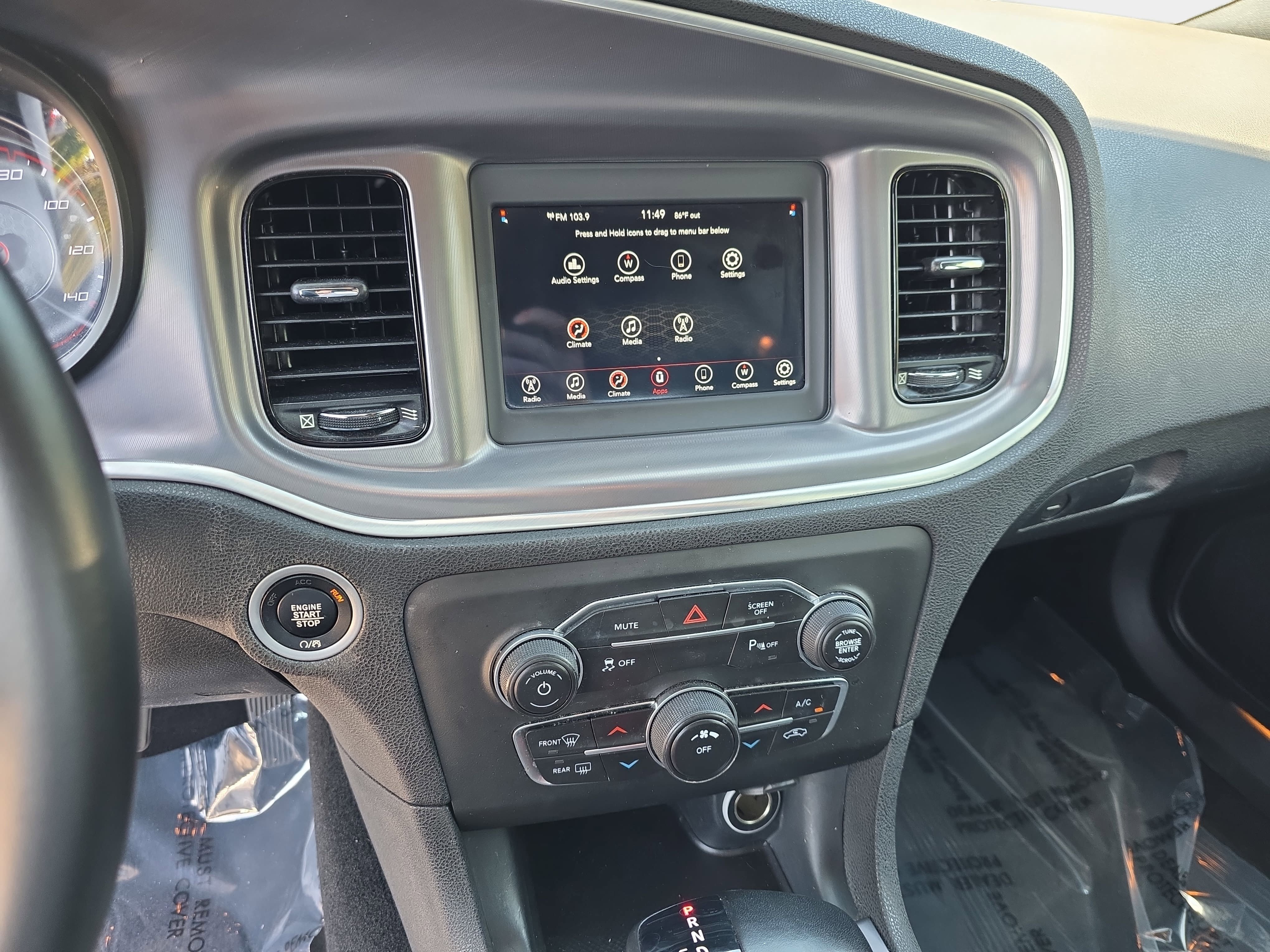 Used 2020 Dodge Charger SXT w/ Blacktop Package RWD image 17