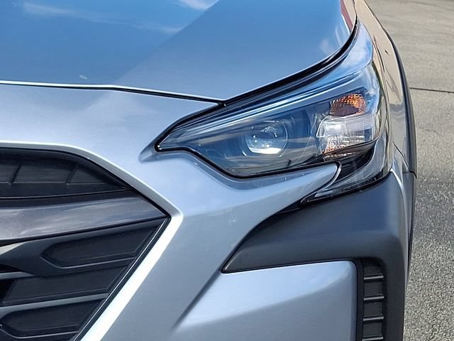 Used 2025 Subaru Outback Limited AWD/4WD image 9