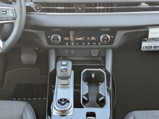 New 2026 Mitsubishi Outlander SE FWD image 18