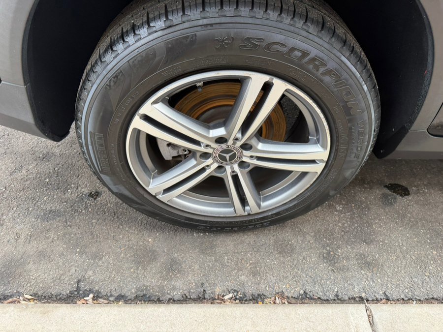 Used 2020 Mercedes-Benz GLC 300 4MATIC image 10