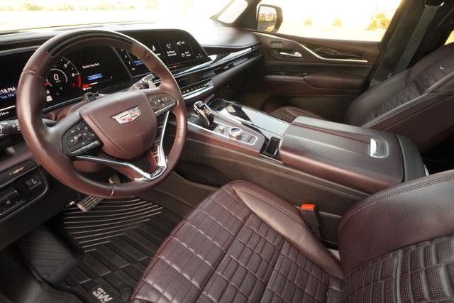 Used 2023 Cadillac Escalade V AWD/4WD image 24