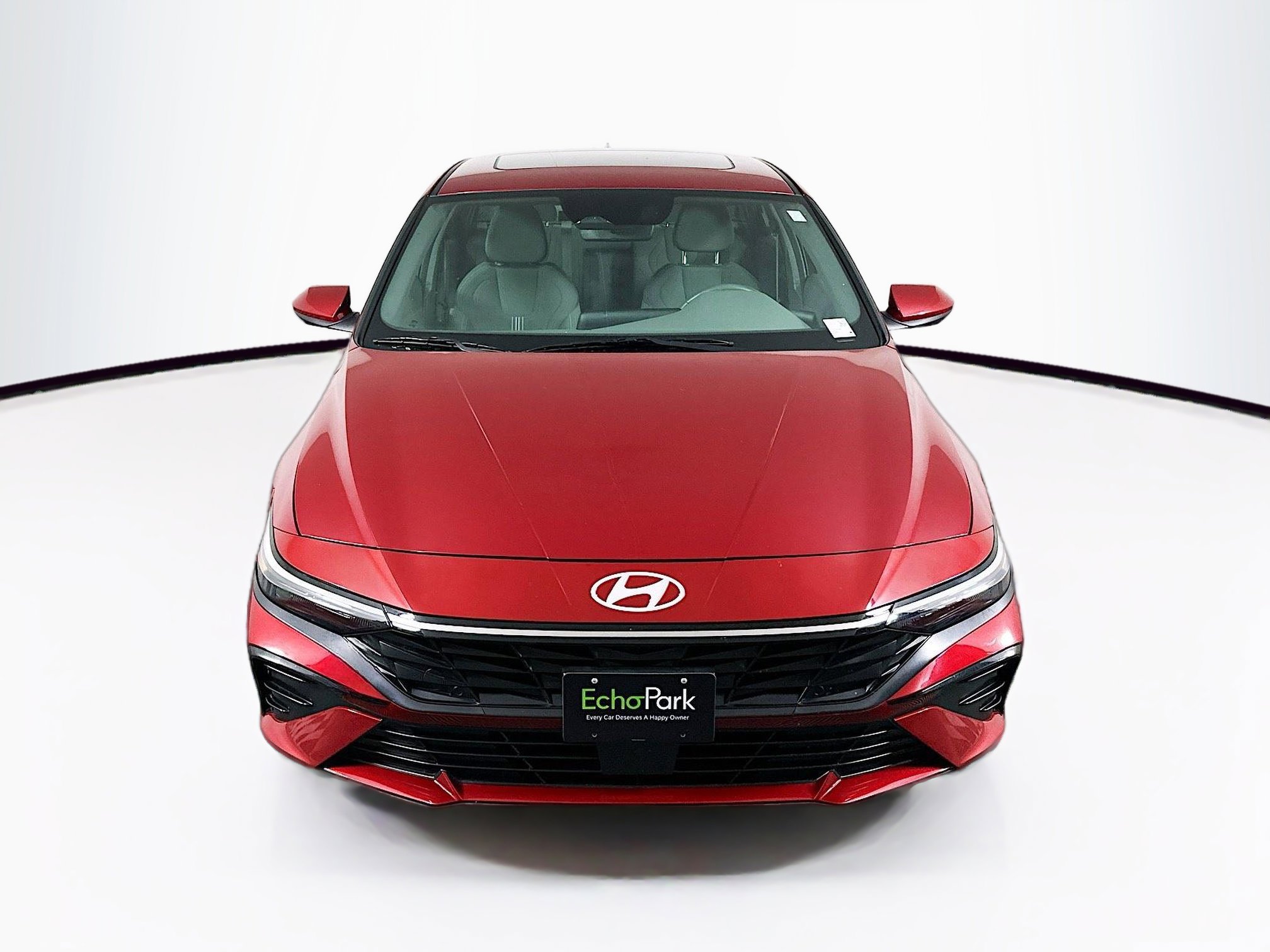 Used 2025 Hyundai Elantra SEL FWD image 2