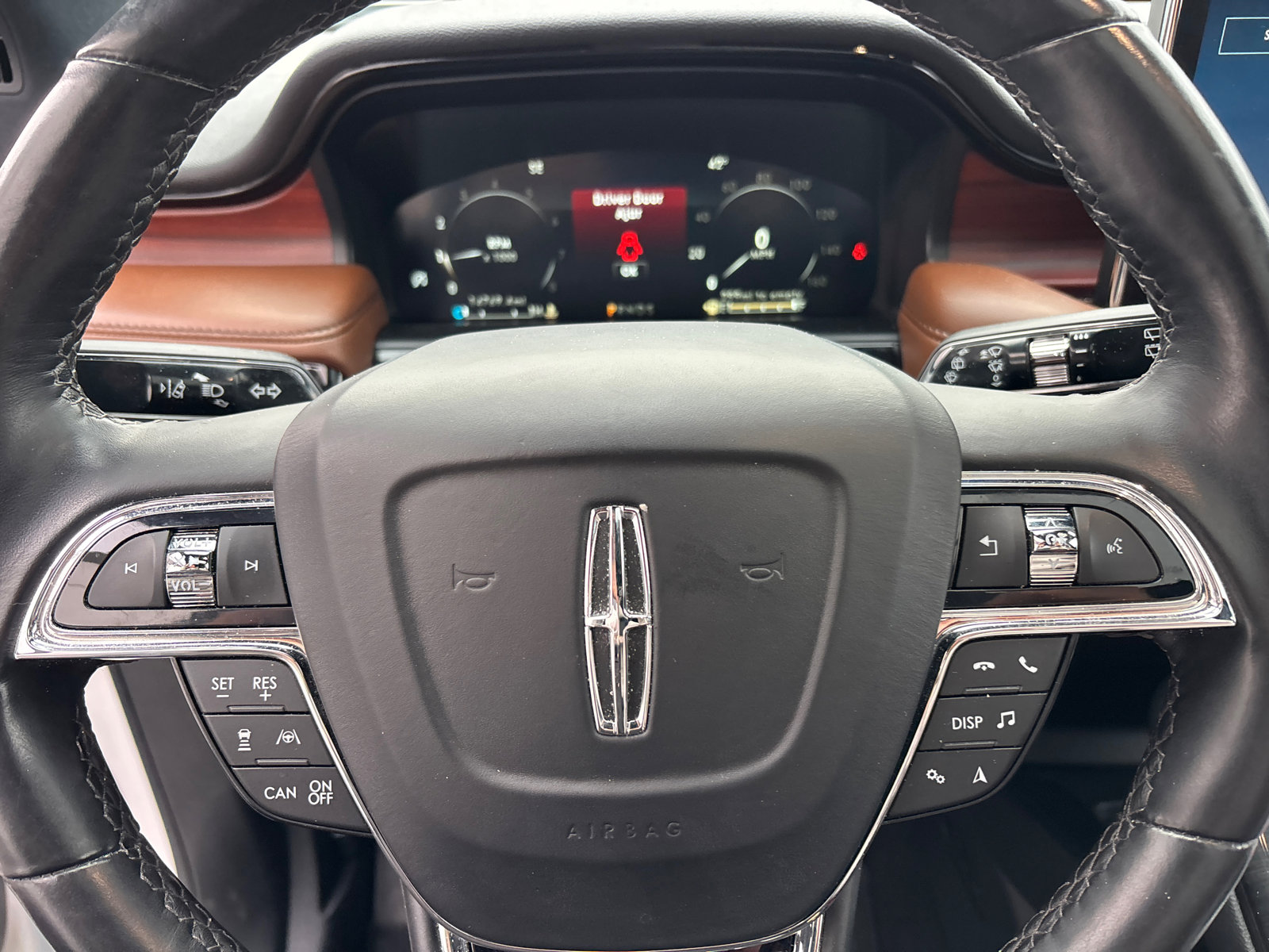 Certified 2023 Lincoln Nautilus Reserve w/ Equipment Group 201A image 16