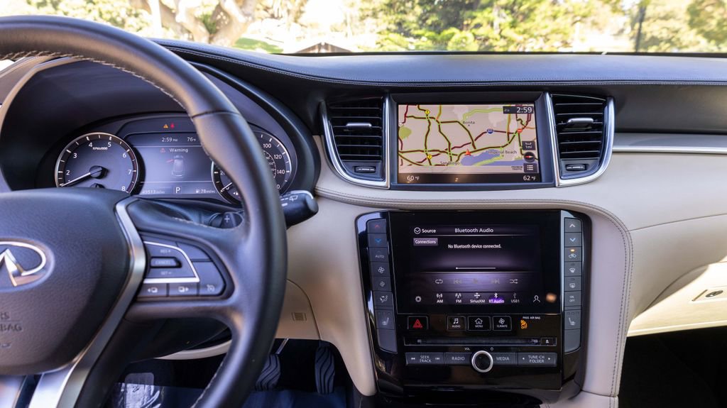 Used 2020 INFINITI QX50 Luxe w/ Navigation Package image 23