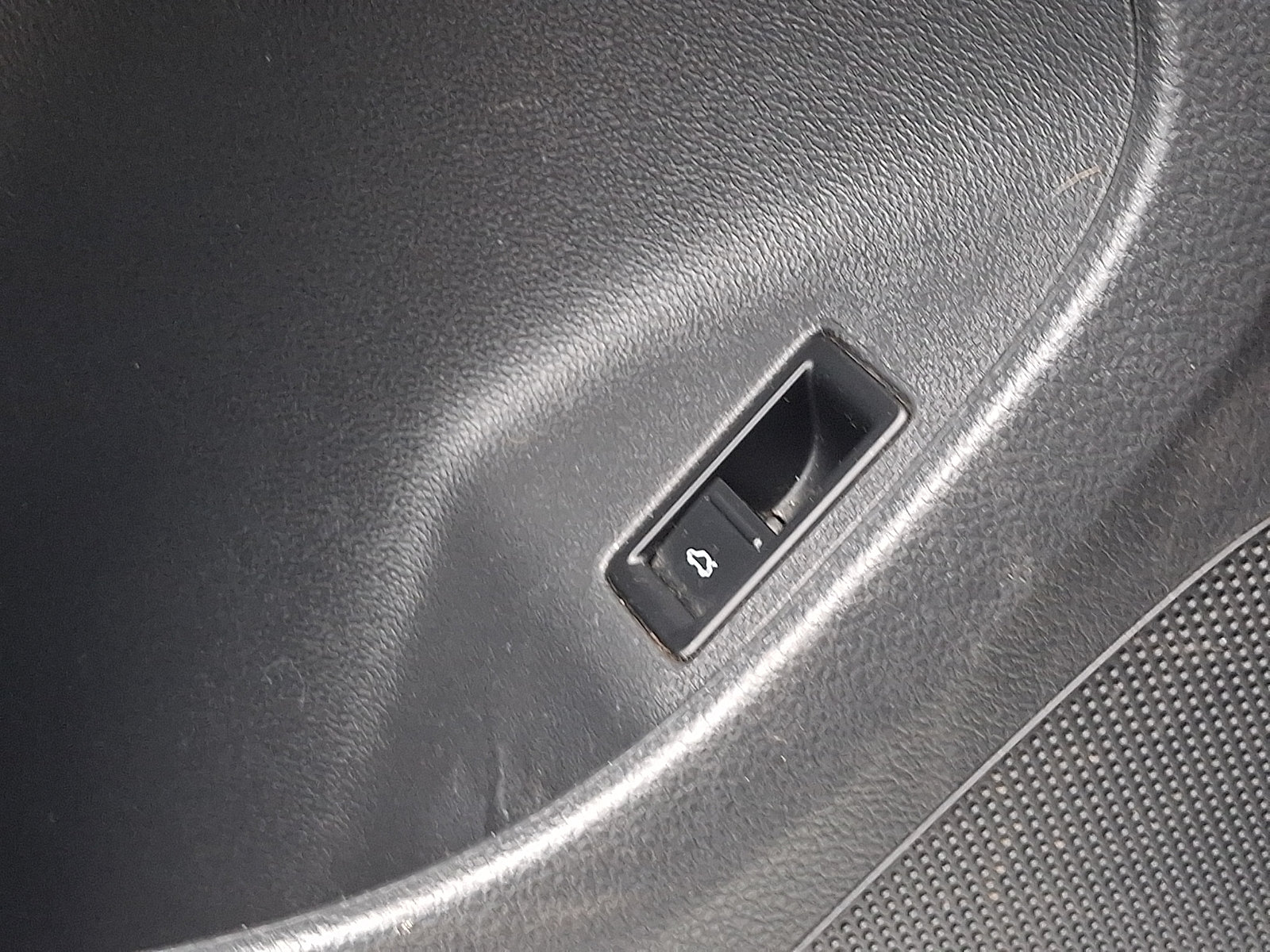 Used 2013 Volkswagen Jetta SE FWD image 24