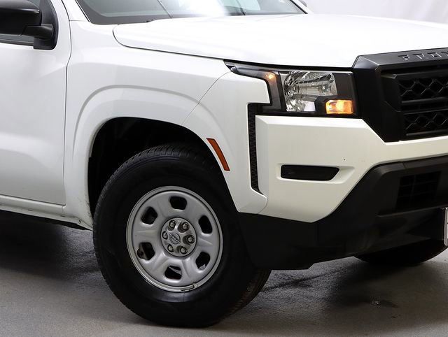 Used 2024 Nissan Frontier S w/ S Utility Package image 3