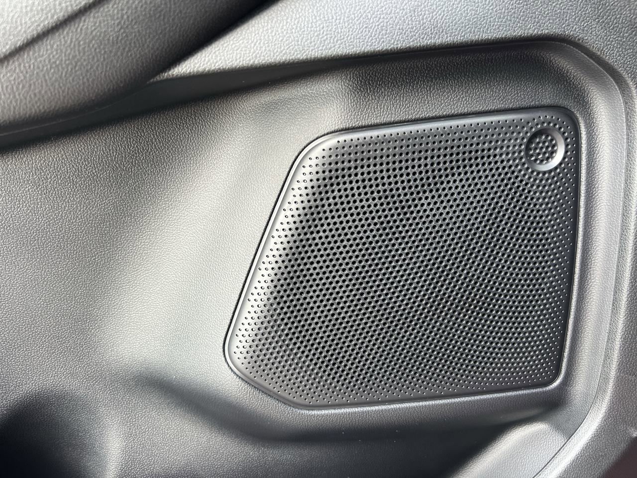 New 2026 Ford Escape ST-Line w/ Tech Pack #1 image 18