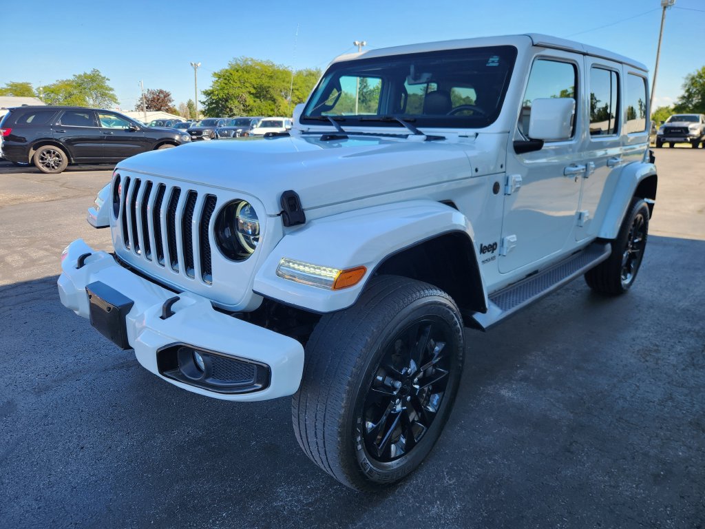 Used 2021 Jeep Wrangler Unlimited Sahara AWD/4WD image 8