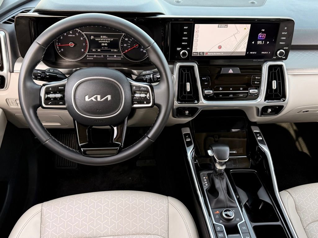 Used 2022 Kia Sorento SX image 12