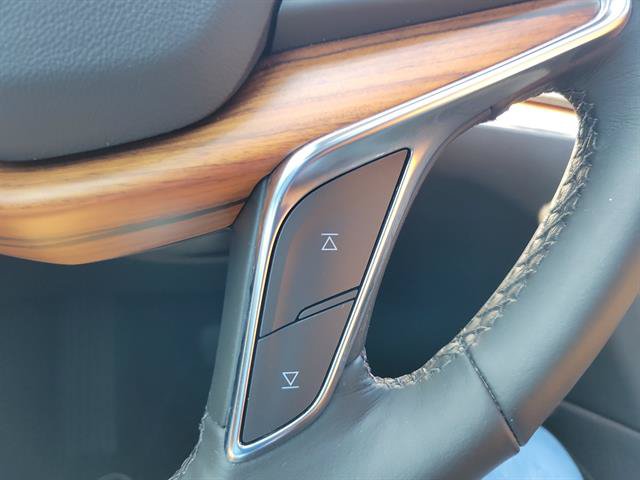 Certified 2023 Cadillac XT5 Premium Luxury FWD image 44