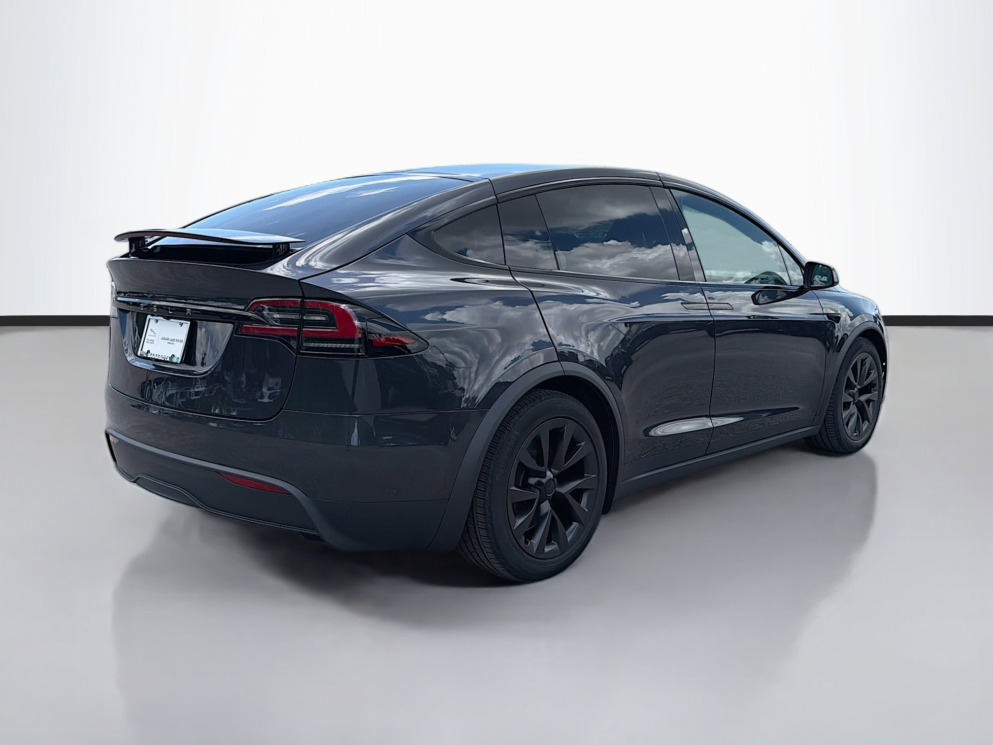Used 2024 Tesla Model X AWD/4WD image 5