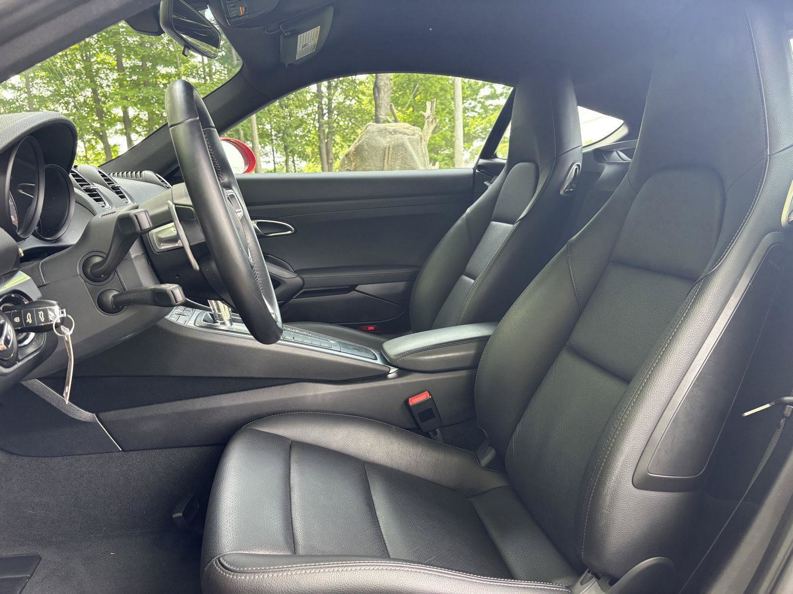 Used 2019 Porsche 718 Cayman S RWD image 30
