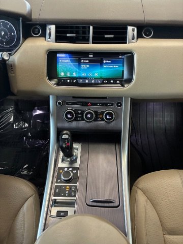 Used 2017 Land Rover Range Rover Sport HSE image 27