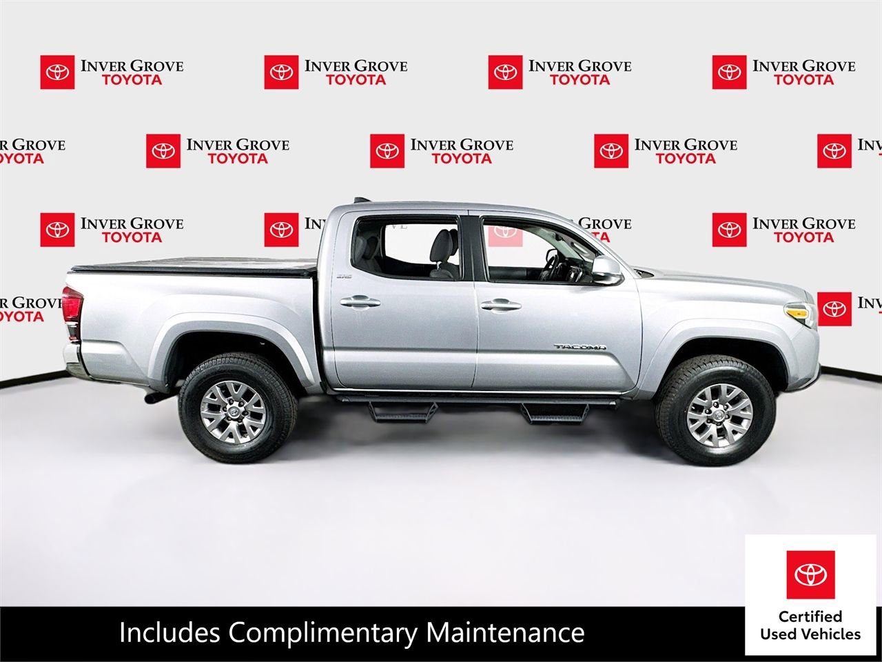 Certified 2018 Toyota Tacoma SR5 AWD/4WD image 4