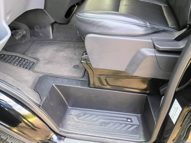 Used 2018 Ford Transit 350 XLT image 26