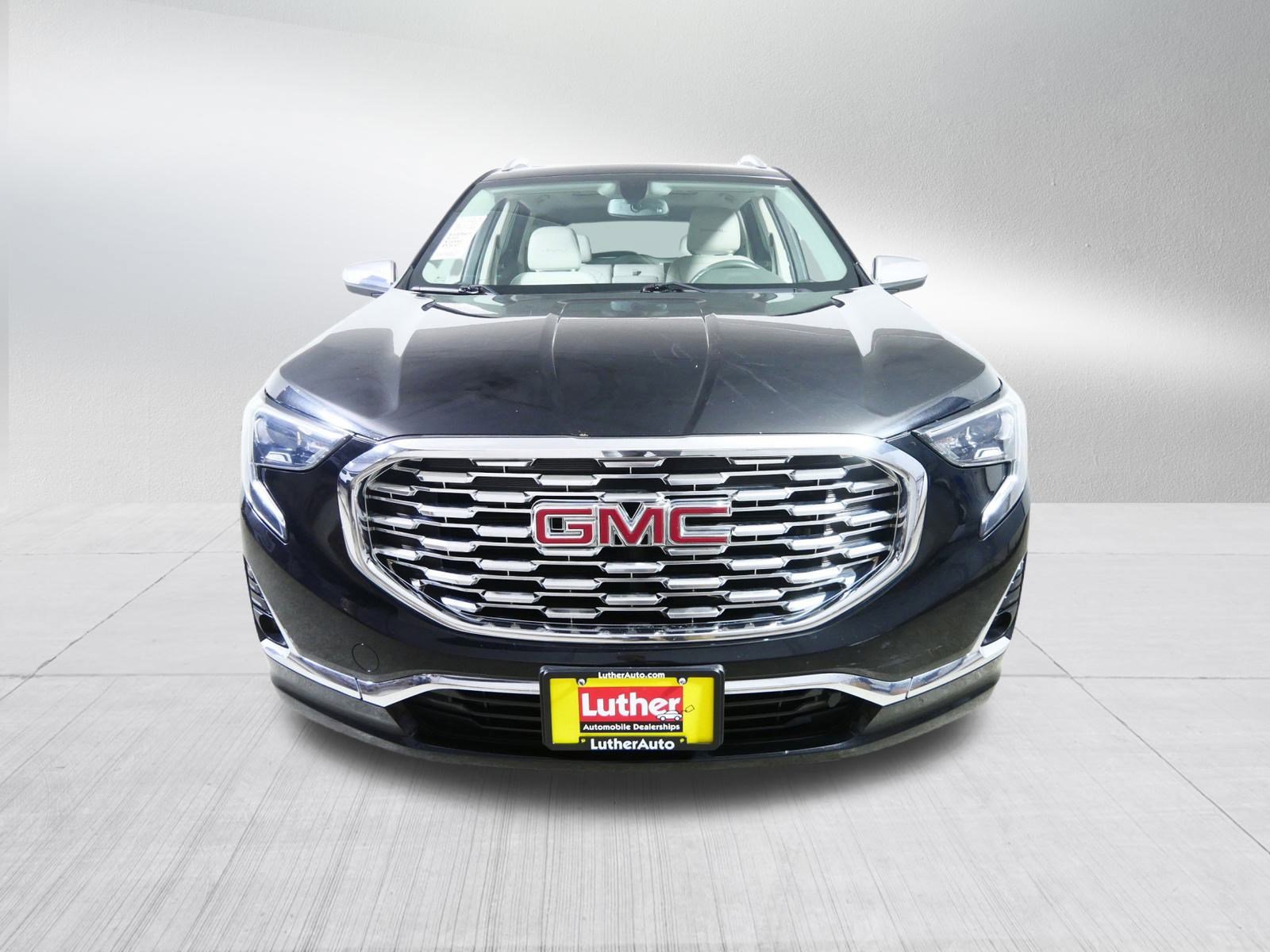 Used 2018 GMC Terrain Denali image 2