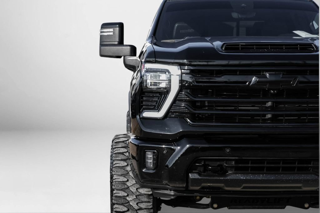 Used 2024 Chevrolet Silverado 3500 High Country w/ High Country Premium Package AWD/4WD image 44