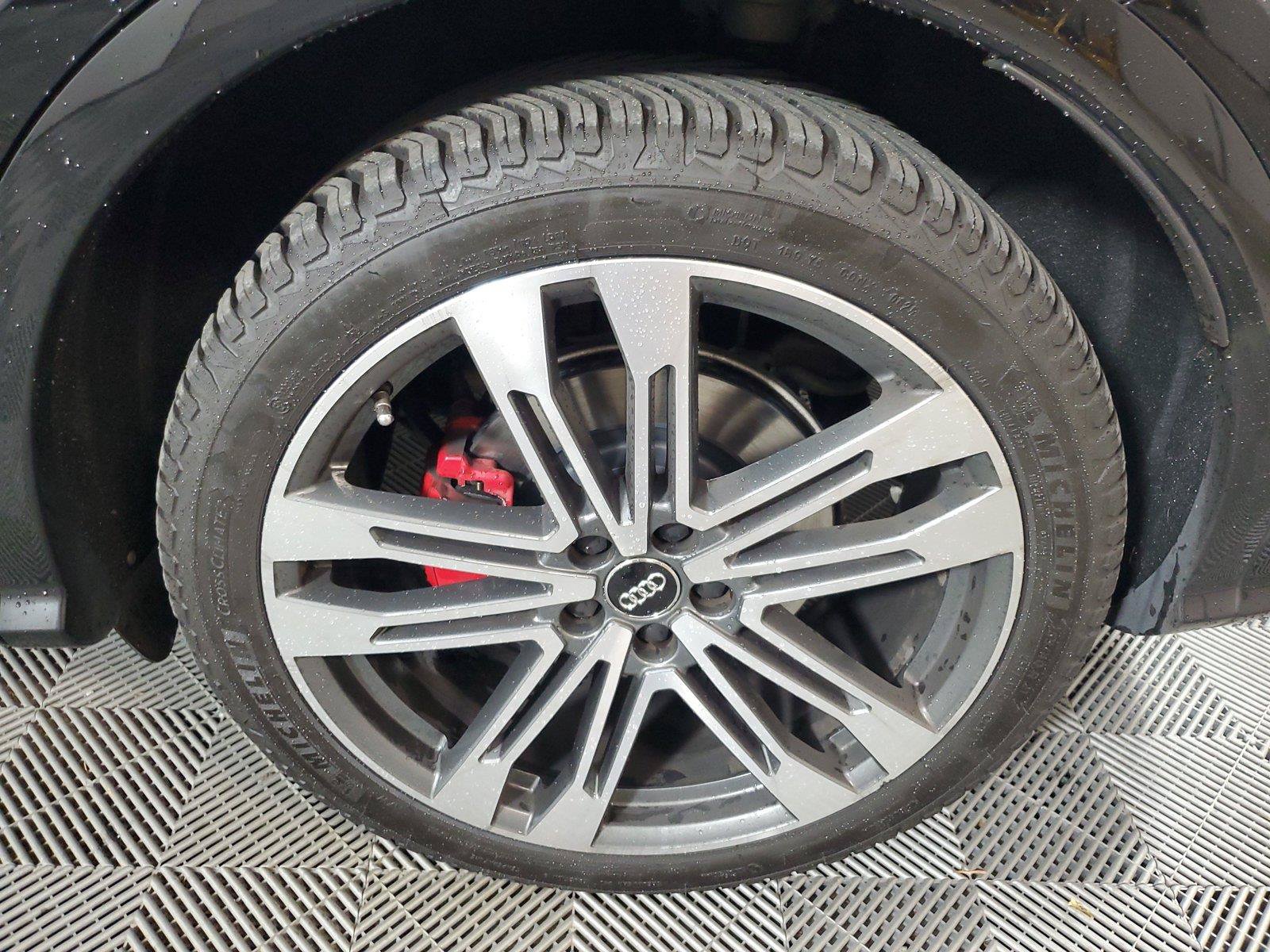 Used 2018 Audi SQ5 Prestige AWD/4WD image 10