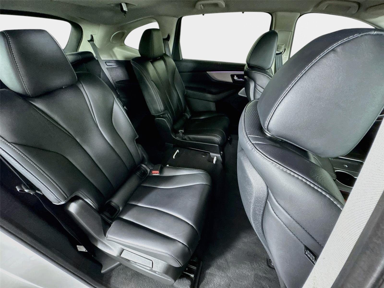 Used 2025 Acura MDX w/ Technology Package FWD image 29