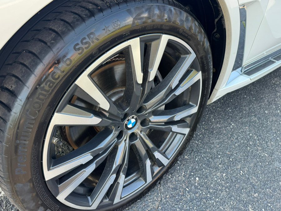 Used 2019 BMW X7 xDrive40i w/ Premium Package AWD/4WD image 20