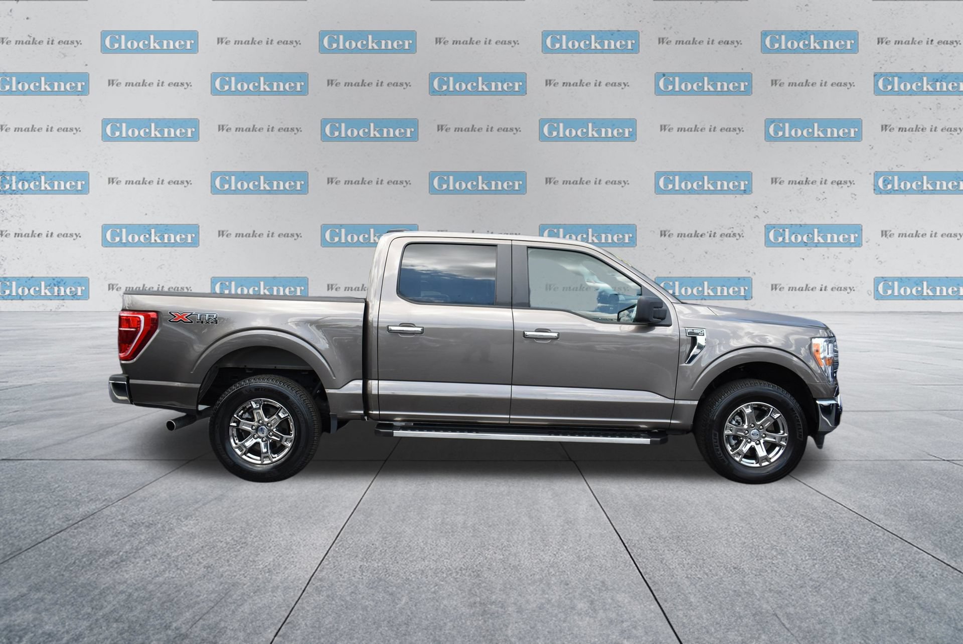 Used 2023 Ford F150 XLT w/ XTR Package AWD/4WD image 4