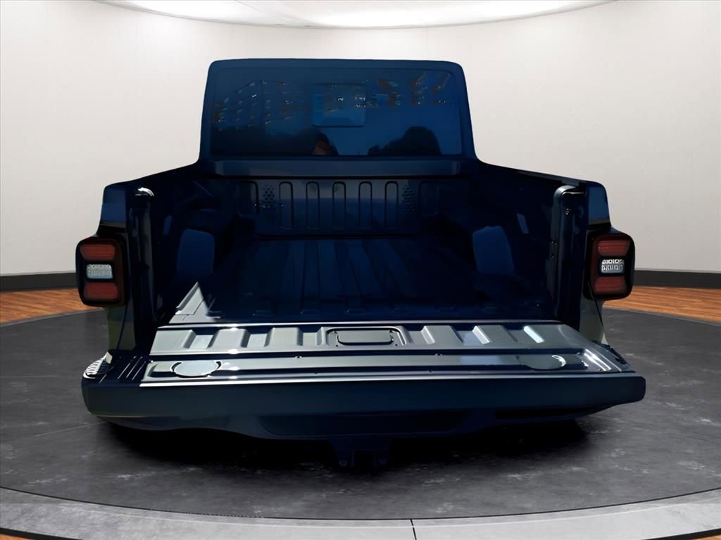 Used 2024 Jeep Gladiator Willys image 14
