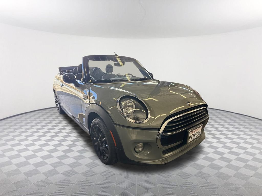 Used 2019 MINI Cooper Convertible w/ Signature Upholstery Package FWD image 2