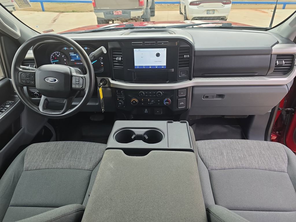 Used 2024 Ford F250 XLT w/ Camper Package image 9